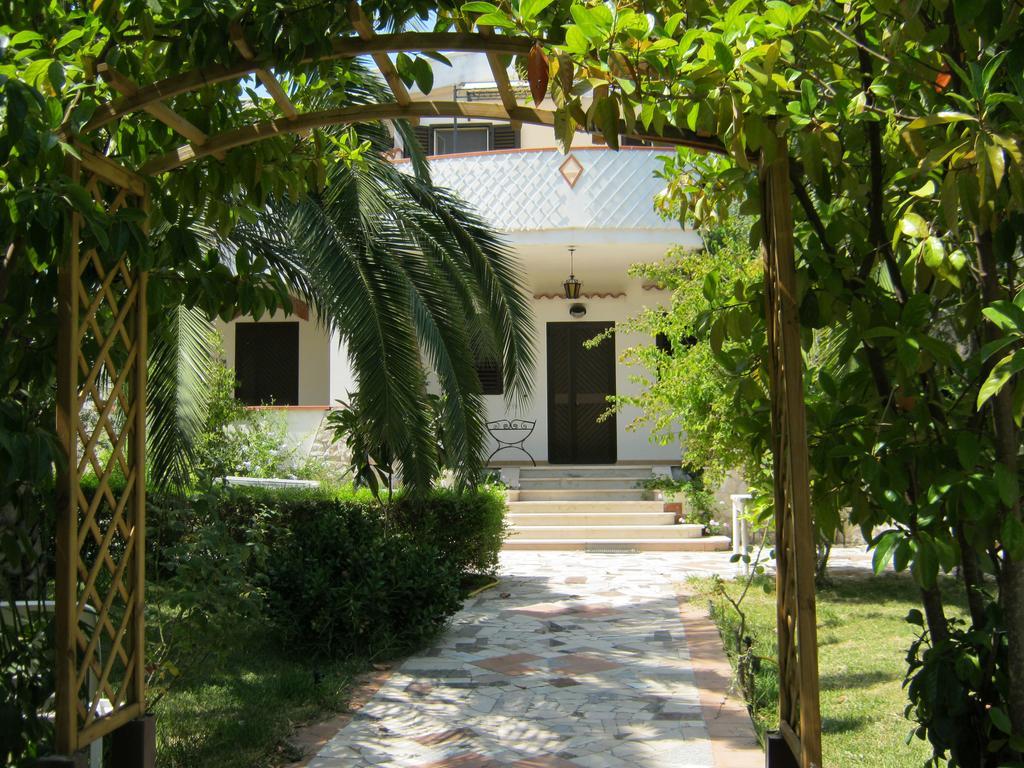 Villa Antonio Calderisi Vieste Exterior foto